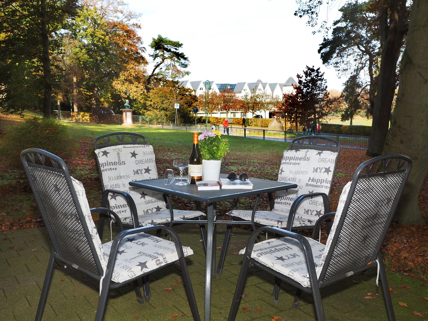 Kaiservillen Heringsdorf 1-Raum-Ferienwohnung mit Terrasse (DG21) Insel Usedom - Terrasse