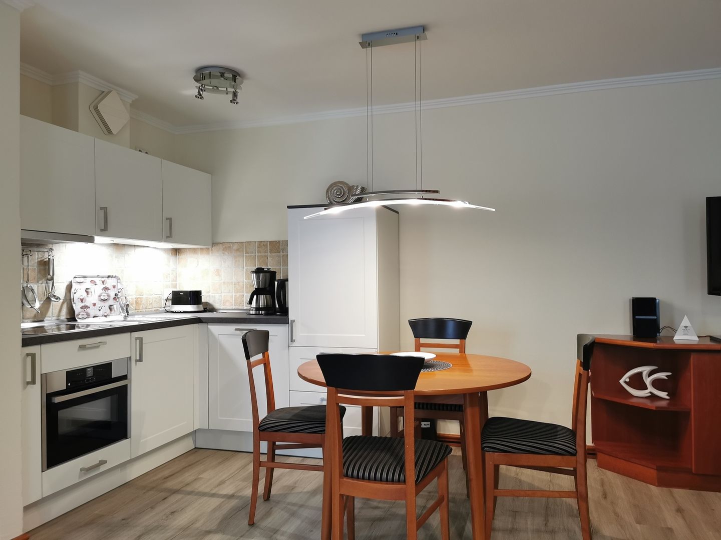 Strandvillen Binz Ferienwohnung mit Meerblick, 2 Schlafzimmern und Balkon (SV/761) Insel Rügen - Küche / Küchenzeile