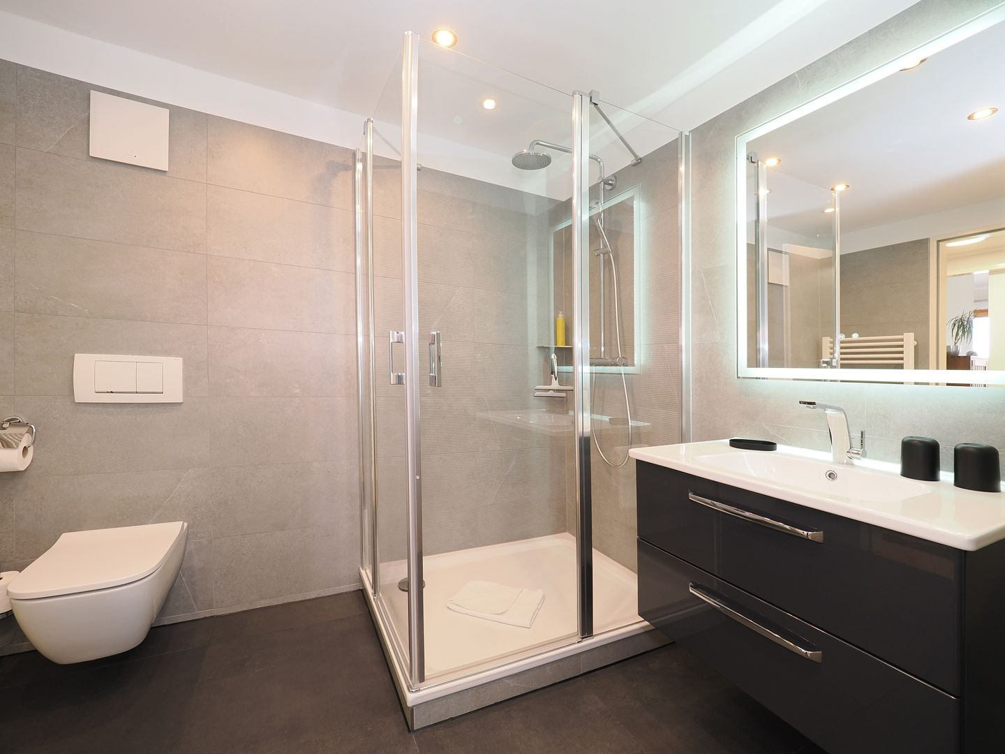 Kaiservillen Heringsdorf Ferienwohnung mit 1 Schlafzimmer und Balkon (D125) Insel Usedom - Badezimmer