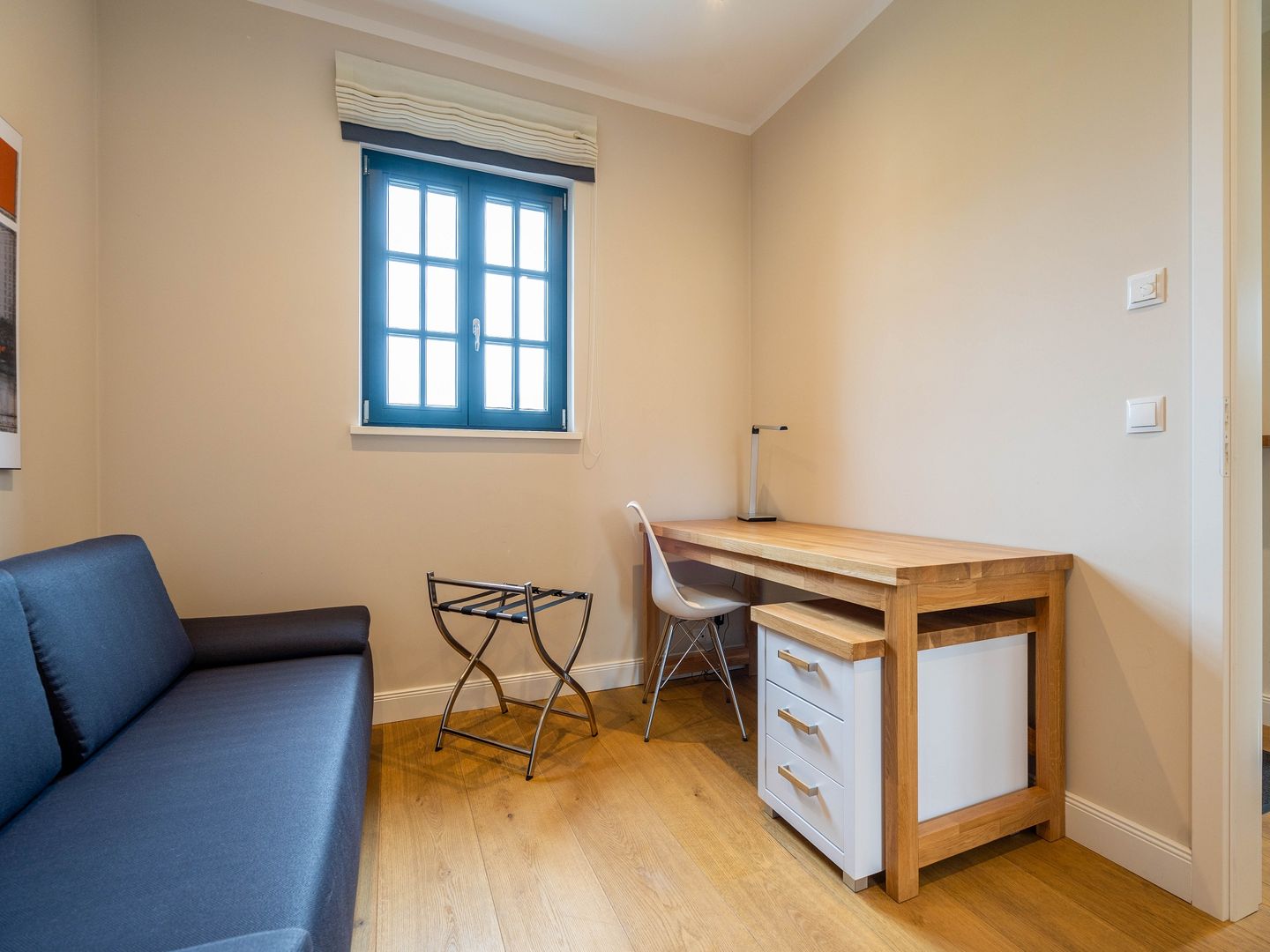 Luxus Reetdachvilla mit 3 Schlafzimmern, Sauna und Kamin (F08) - Wohnzimmer