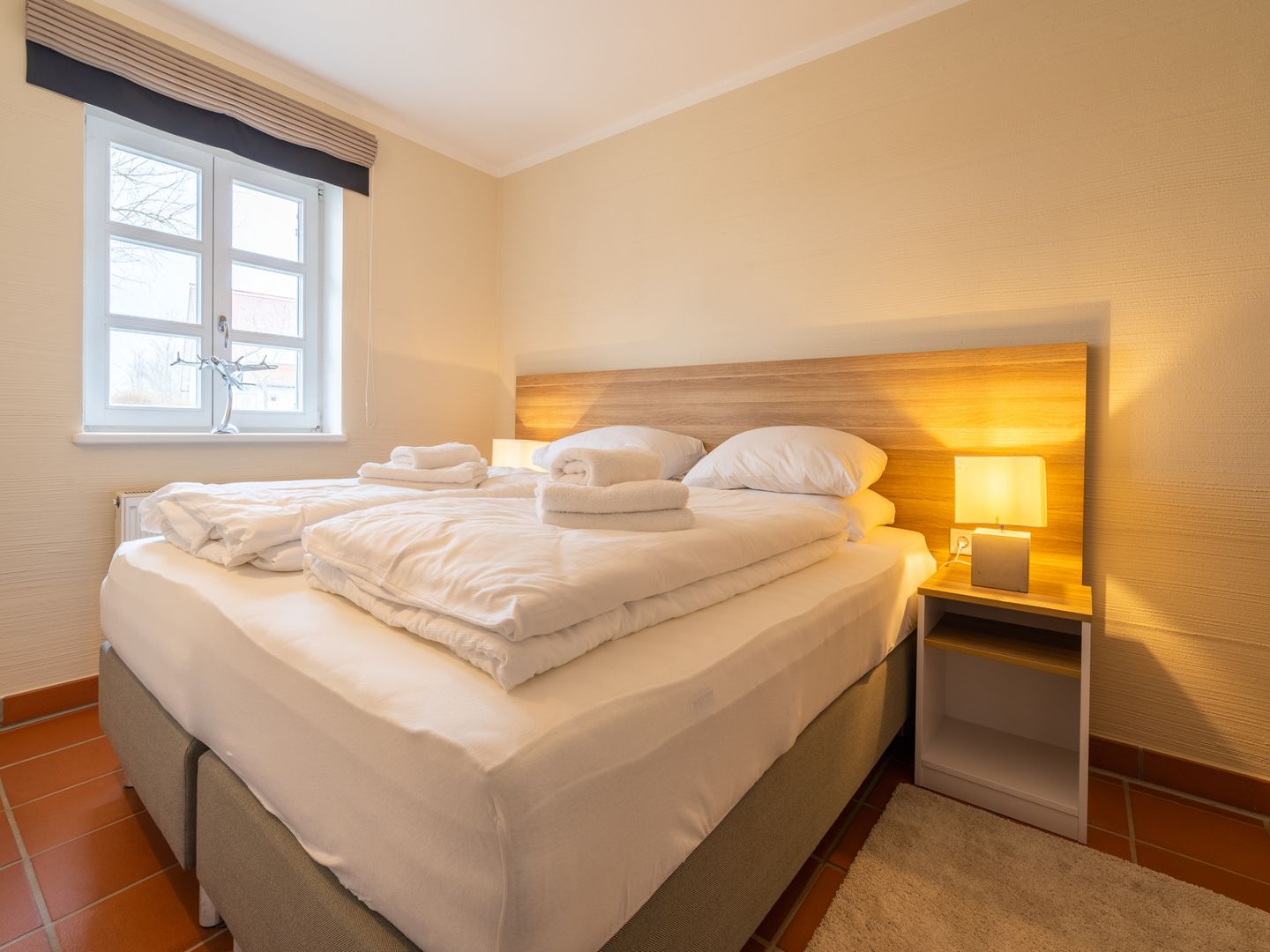 Feriendorf Rugana Komfortplus Ferienwohnung mit 1 Schlafzimmern und Terrasse (D47) Insel Rügen - Schlafzimmer