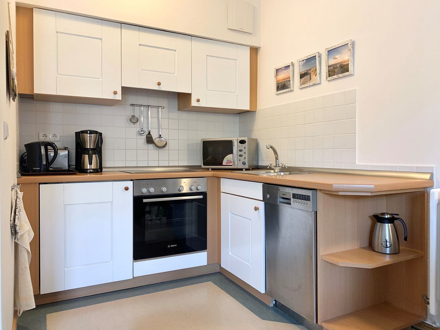 Dünenpark Binz Komfort Ferienwohnung mit 2 Schlafzimmern und Balkon im Dachgeschoss (069) Insel Rügen - Küche / Küchenzeile