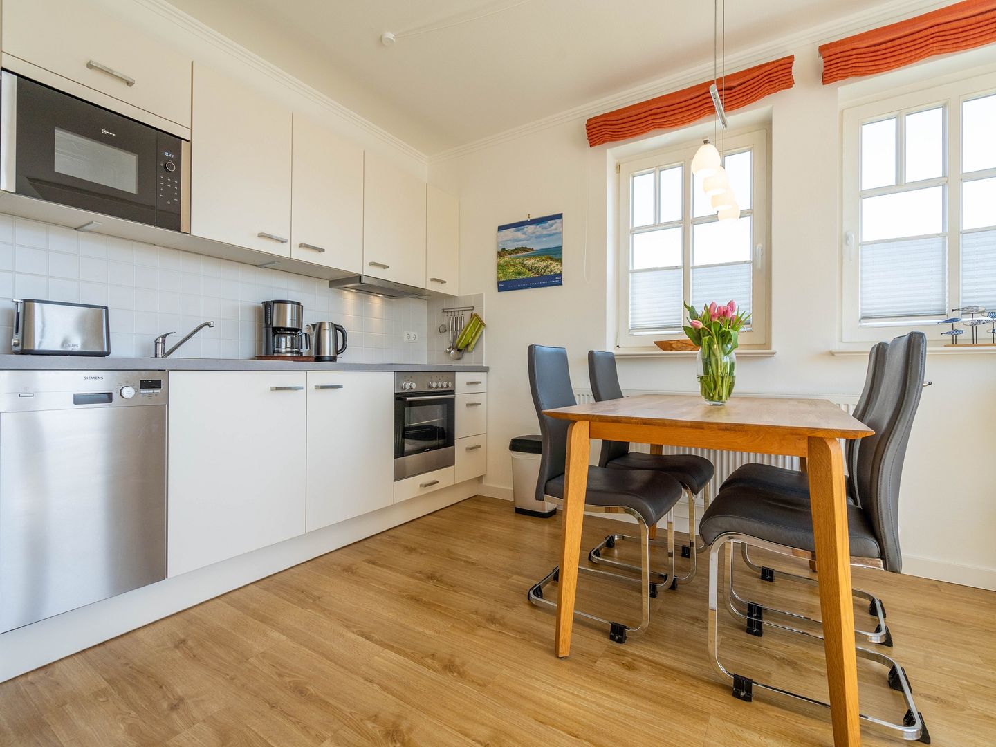 Dünenpark Binz Komfortplus Ferienwohnung mit 1 Schlafzimmer und Balkon im Dachgeschoss (114) Insel Rügen - Küche / Küchenzeile