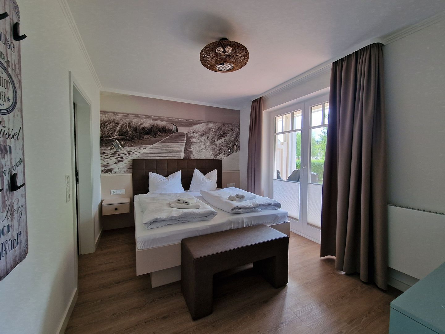 Dünenpark Binz Komfortplus Ferienwohnung mit 1 Schlafzimmer und Terrasse im Erdgeschoss (050) Insel Rügen - Schlafzimmer