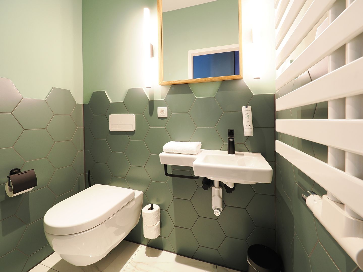 Kaiservillen Heringsdorf Ferienwohnung mit 2 Schlafzimmern (S20) Insel Usedom - Gäste-WC