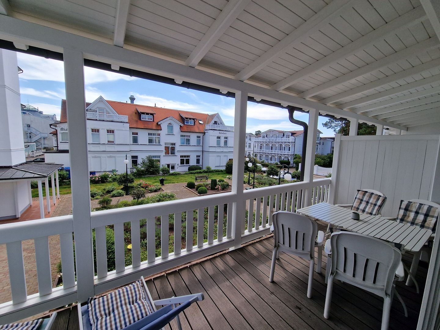 Strandvillen Binz Ferienwohnung mit 2 Schlafzimmern und Balkon (AH/720) Insel Rügen - Balkon