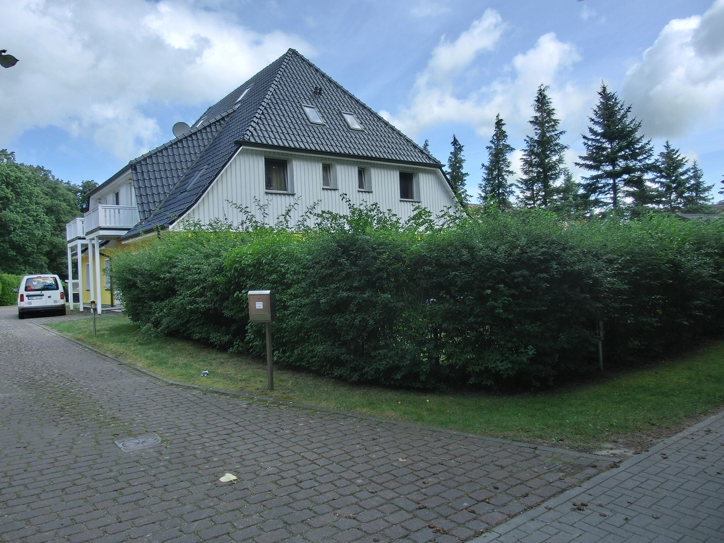  Ferienwohnung NH12 Hirschburg - Hauptansicht