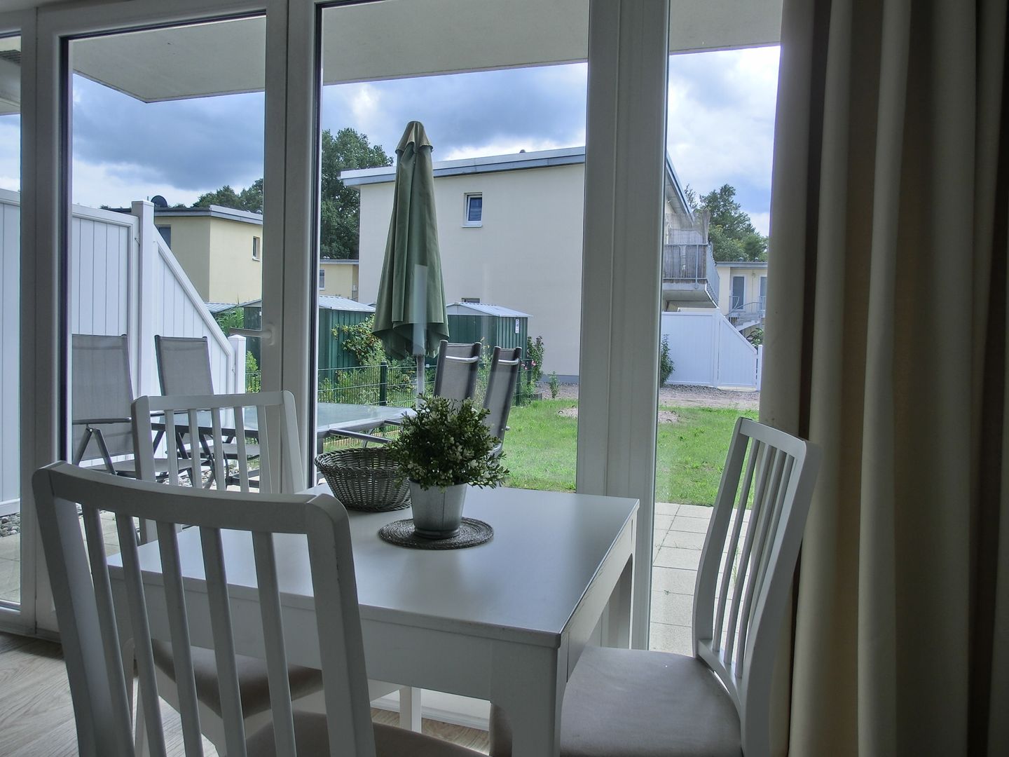  Ferienwohnung KWV 1 EG Graal-Müritz Küstenwald - Küche / Küchenzeile