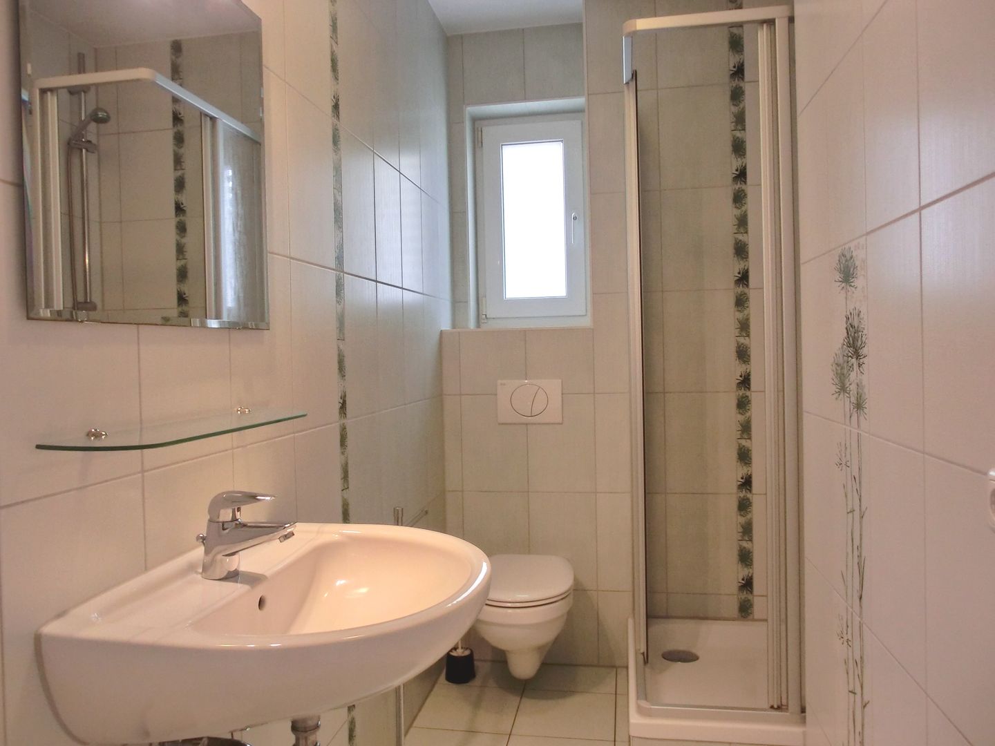  Ferienwohnung KWE 19EG Graal-Müritz Küstenwald - Badezimmer