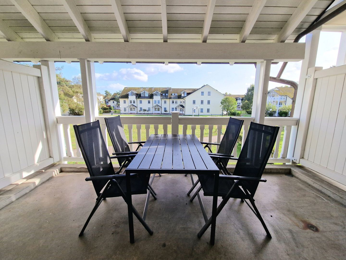 Dünenpark Binz Komfort Ferienwohnung mit 1 Schlafzimmer und Balkon im Obergeschoss (019) Insel Rügen - Balkon