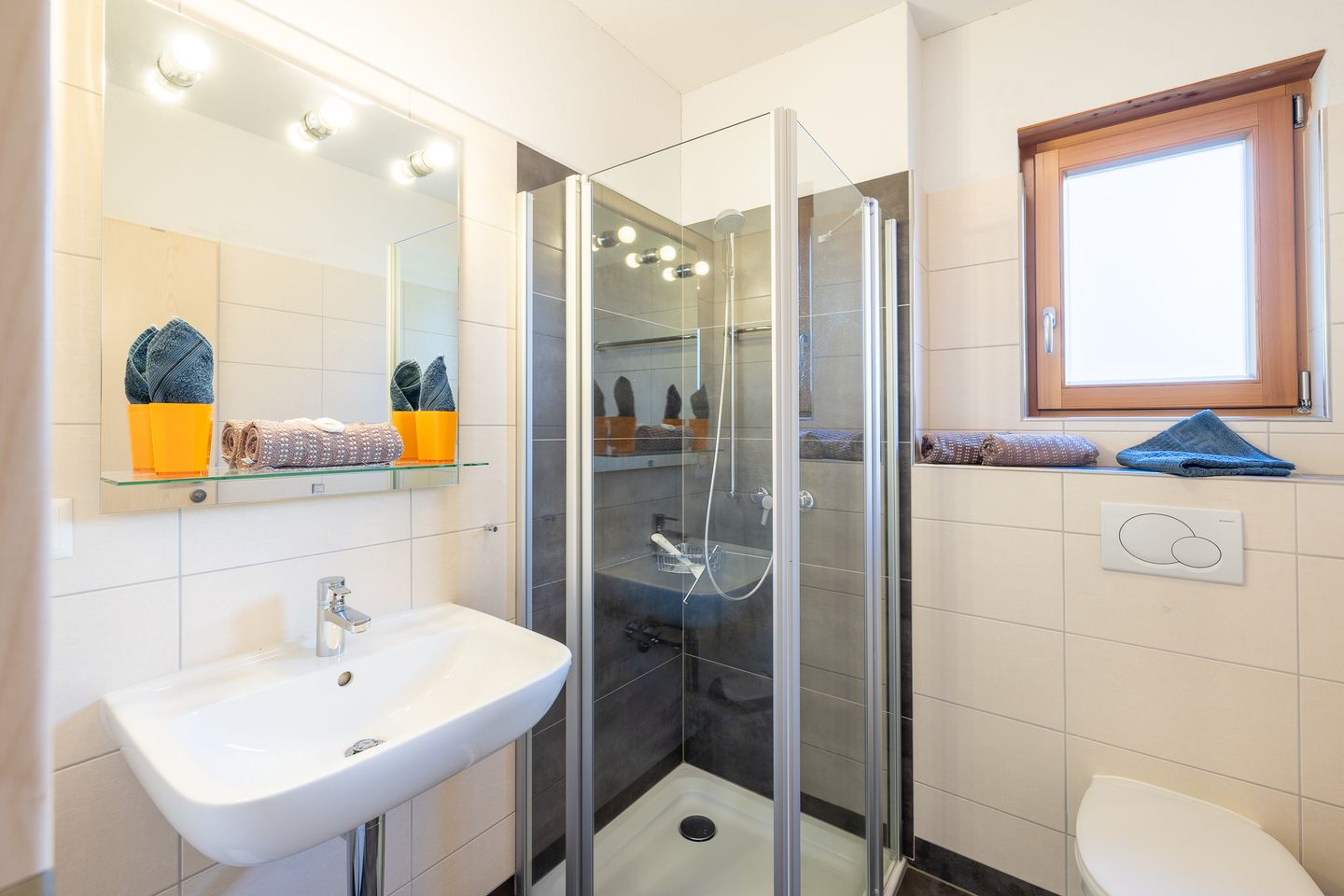 Picture 16 Picture 16