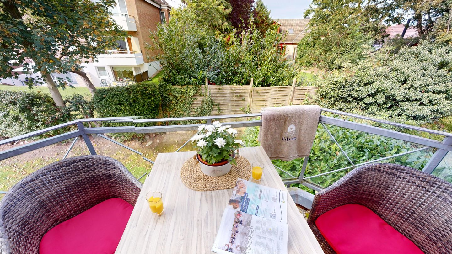 Helle 3-Zimmer Ferienwohnung mit Balkon in ruhiger  in Deutschland