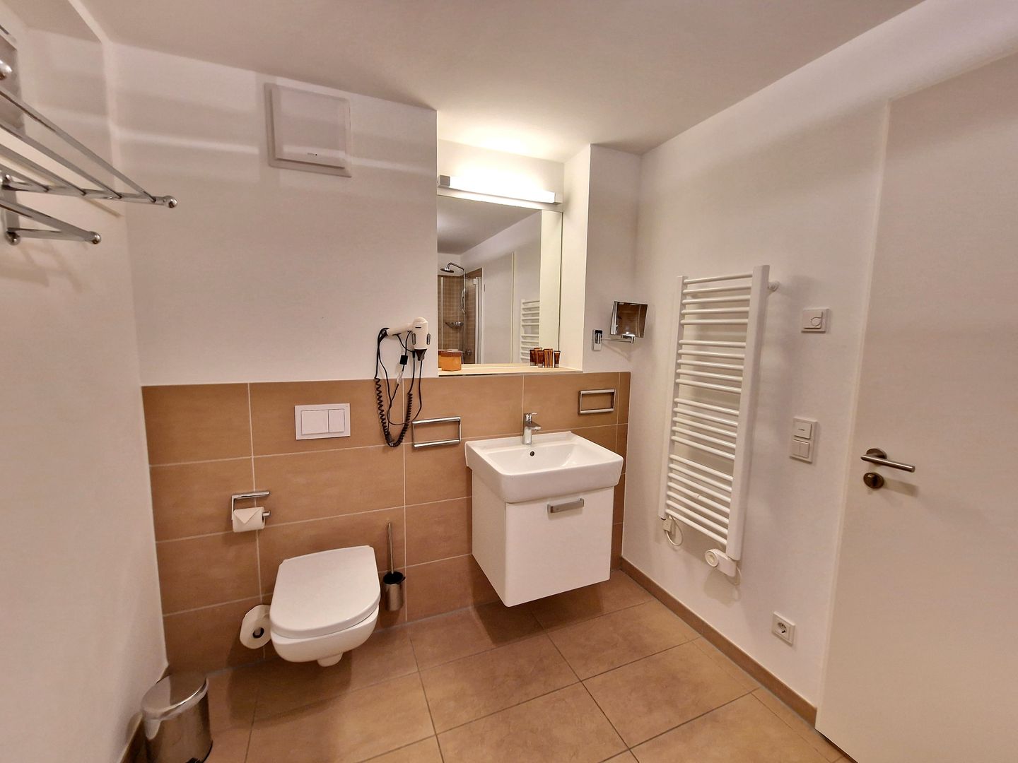 Strandvillen Binz Ferienwohnung mit 1 Schlafzimmer, Kamin und Balkon (DR/423) Insel Rügen - Badezimmer