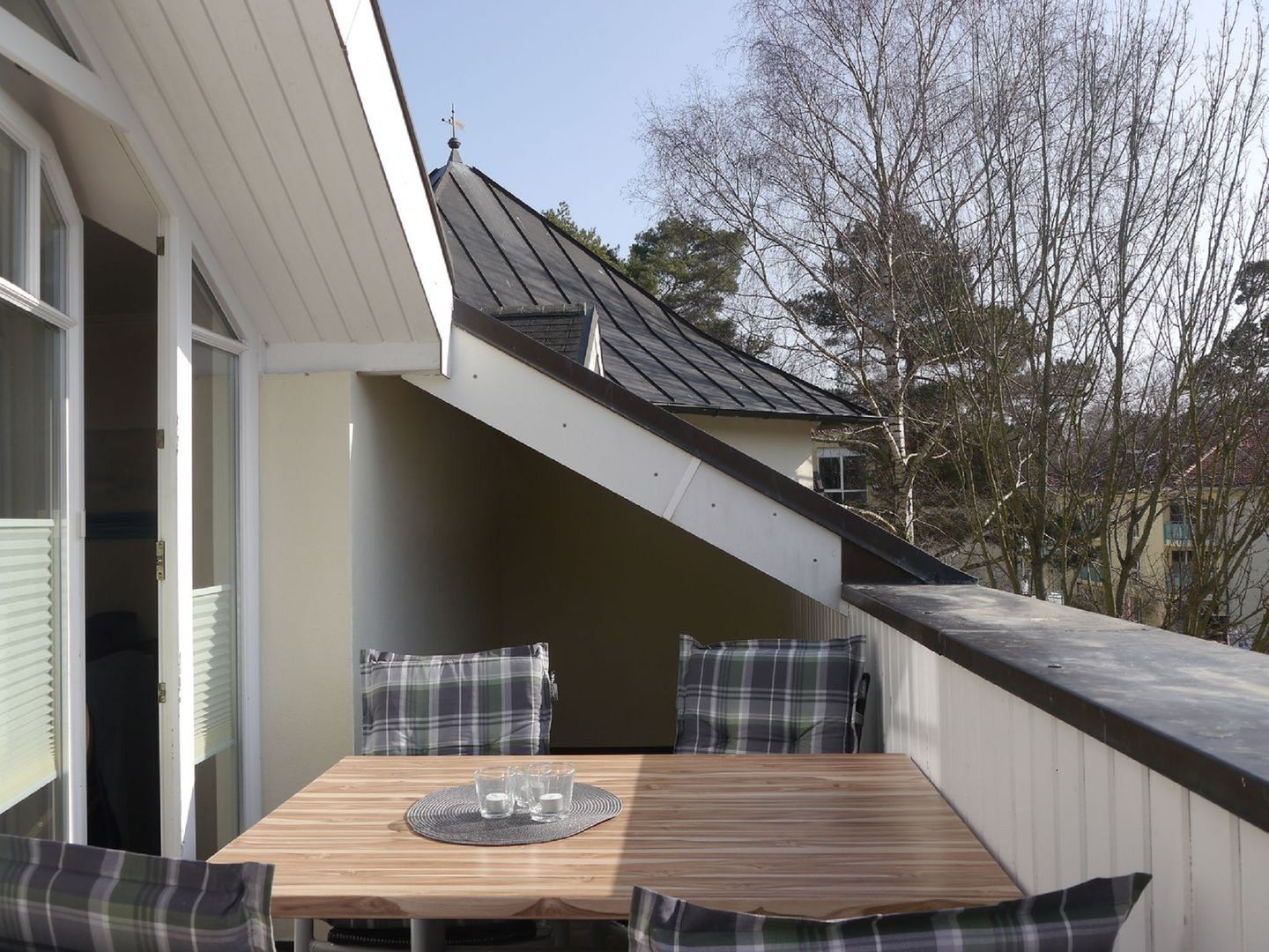 Dünenpark Binz Komfortplus Ferienwohnung mit 2 Schlafzimmern und Balkon im Dachgeschoss (269) Insel Rügen - Balkon