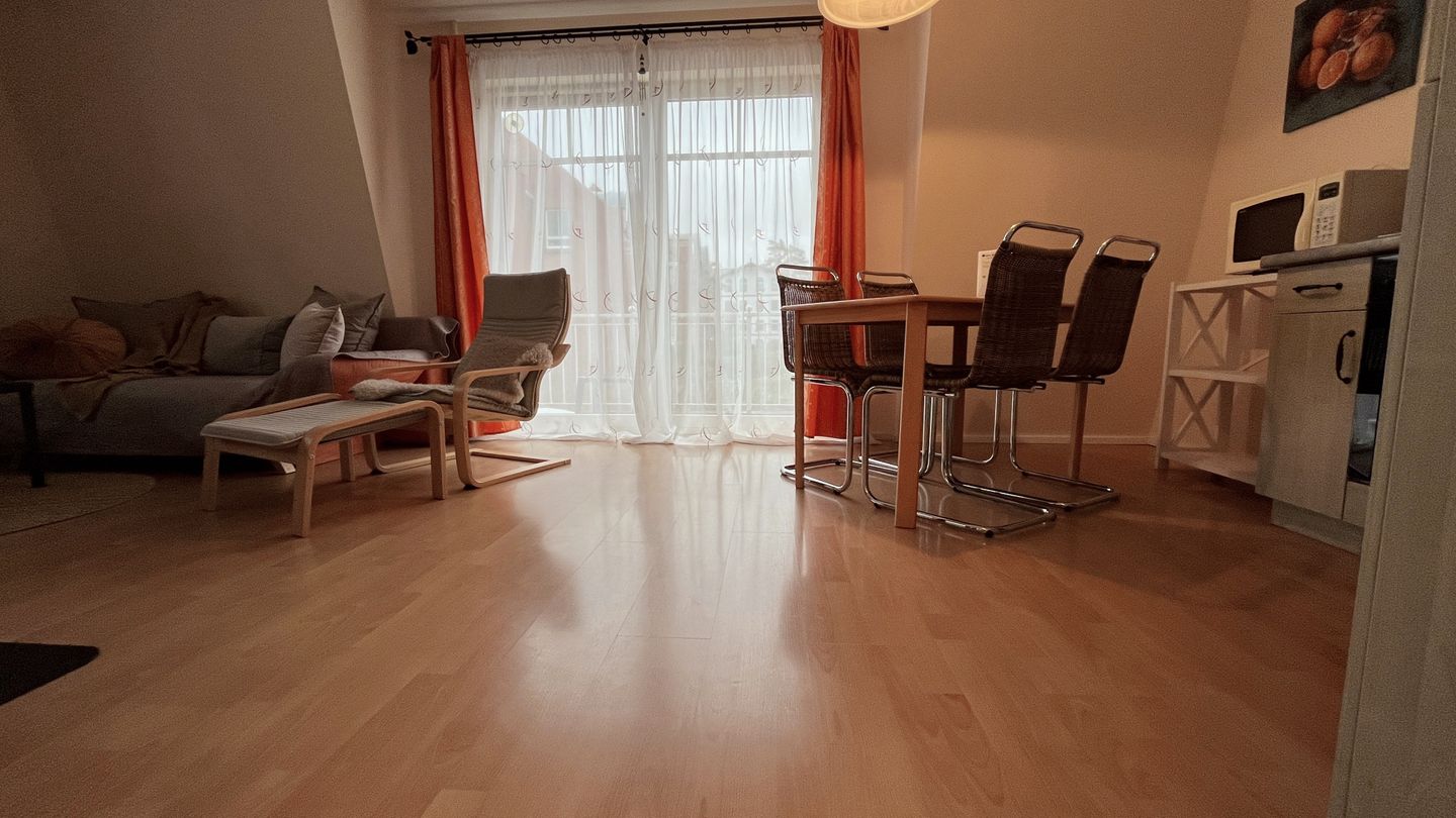  Ferienwohnung F10 - "Seebrise" Graal-Müritz - Wohnzimmer