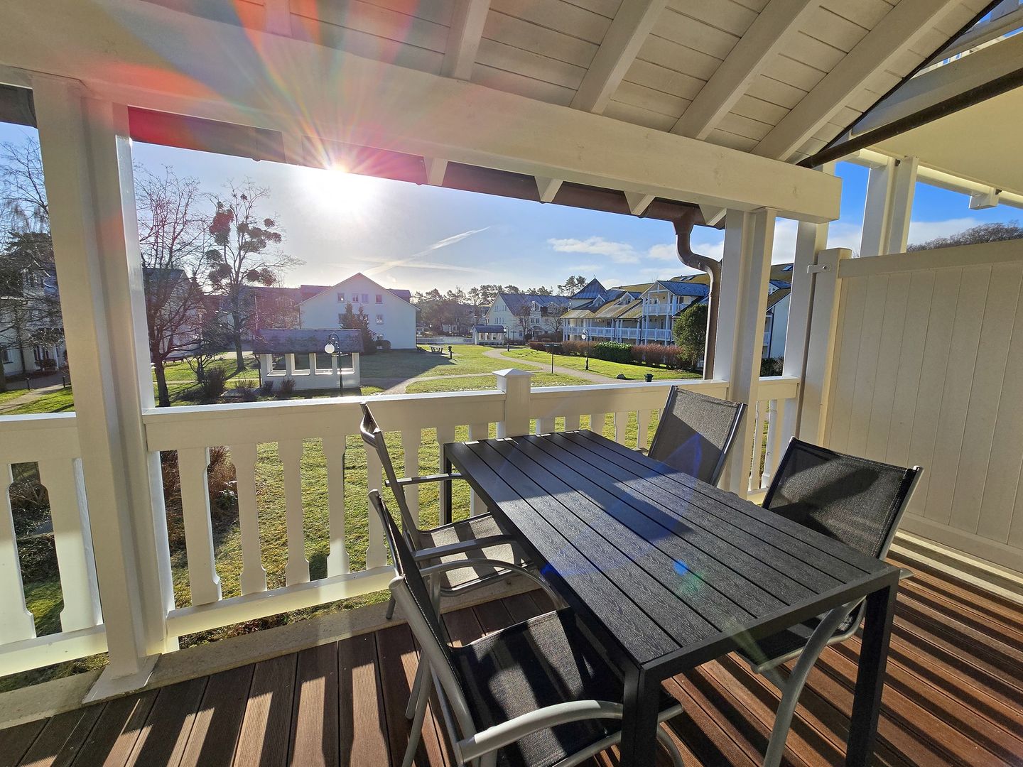 Dünenpark Binz Komfortplus Ferienwohnung mit 1 Schlafzimmer und Balkon im Obergeschoss (121) Insel Rügen - Balkon