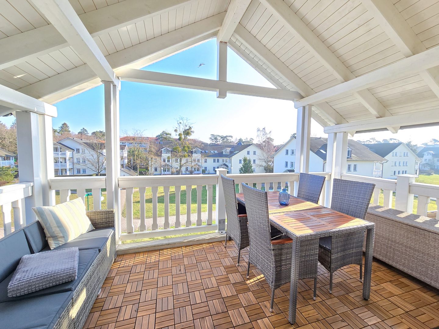 Dünenpark Binz Komfortplus Ferienwohnung mit 1 Schlafzimmer und Balkon im Dachgeschoss (184) Insel Rügen - Balkon