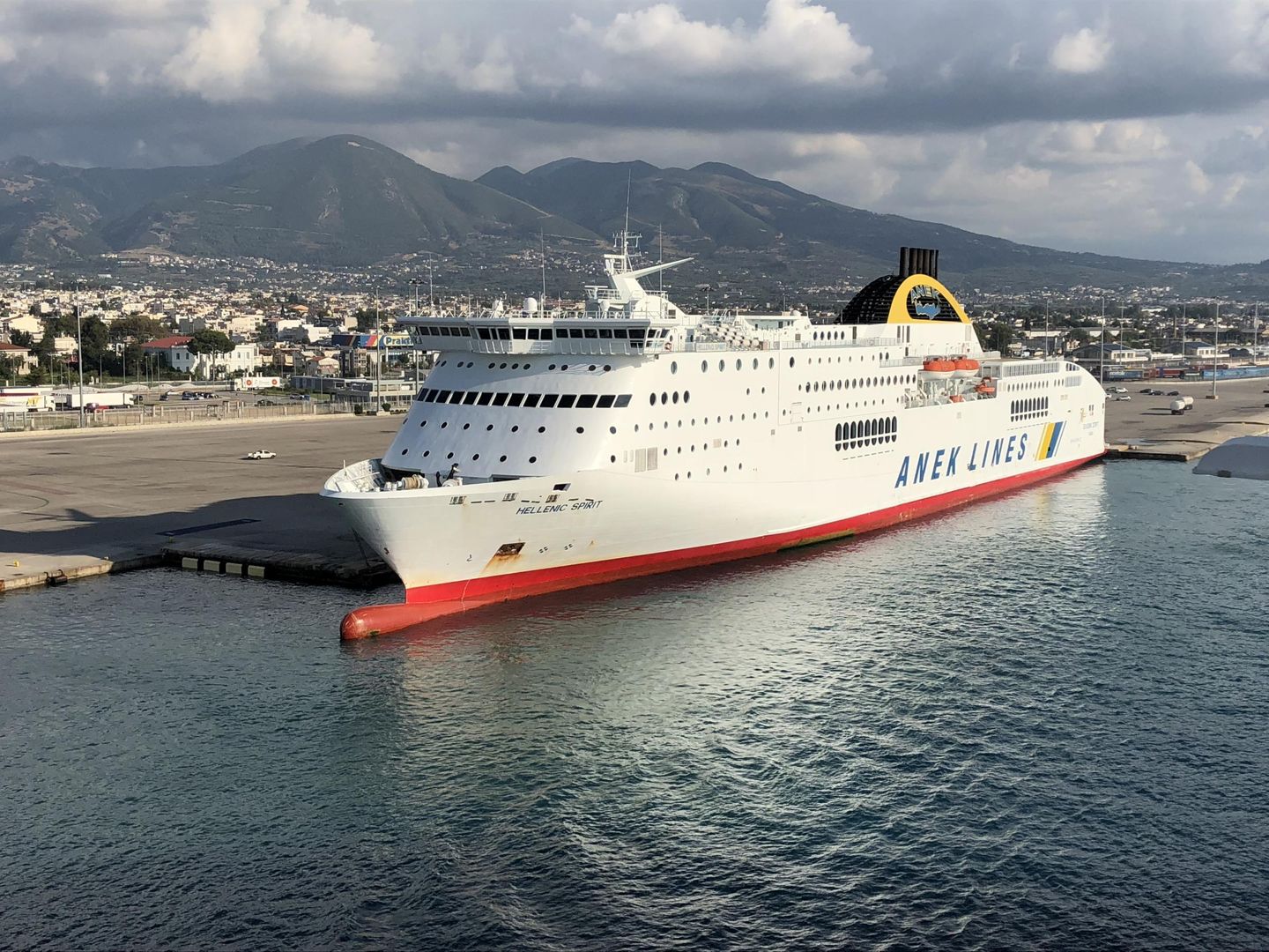 Fähren von Italien nach Griechenland 2022