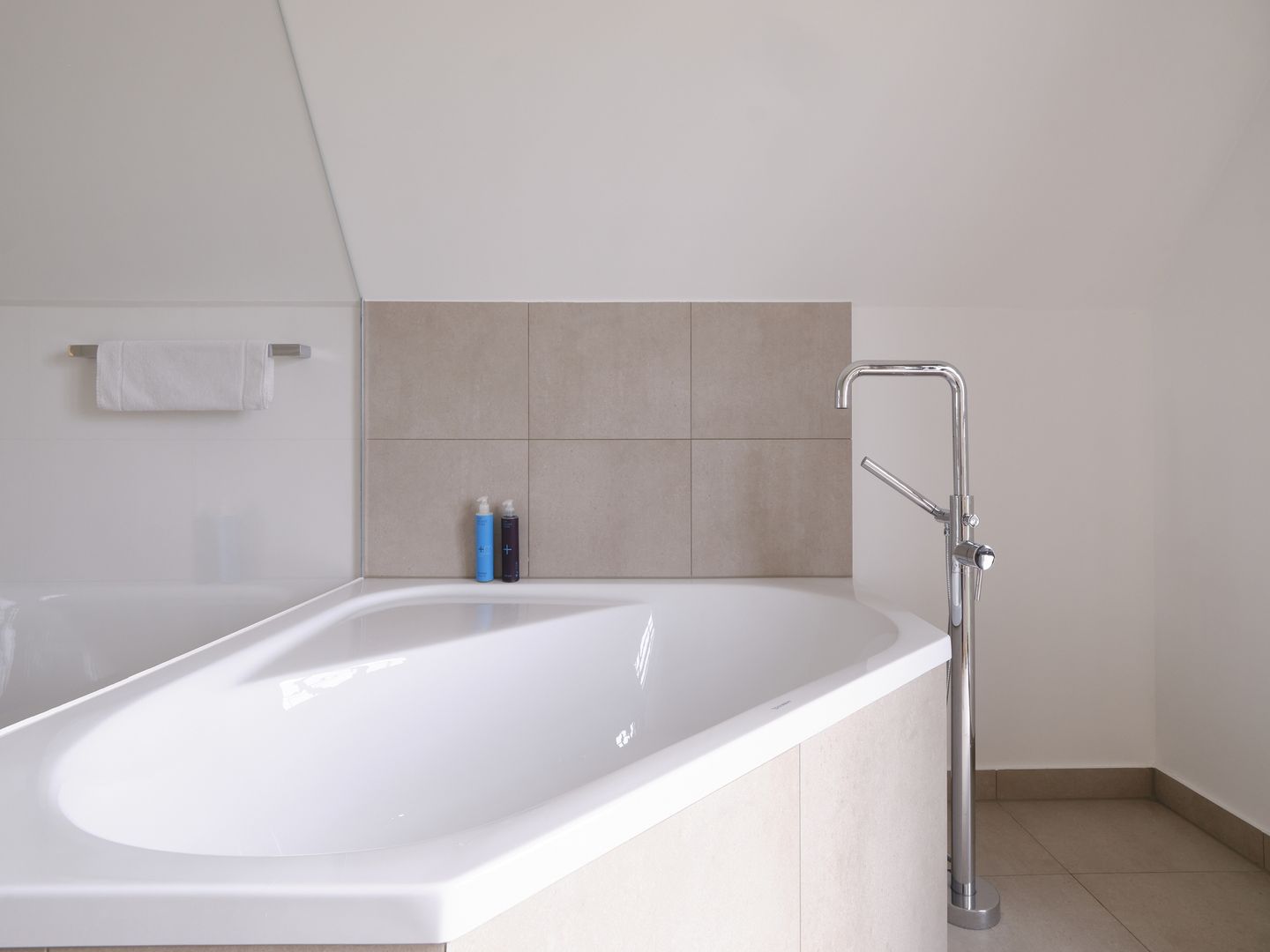 Luxus Reetdachvilla mit 3 Schlafzimmern, Sauna und Kamin (G05) - Badezimmer