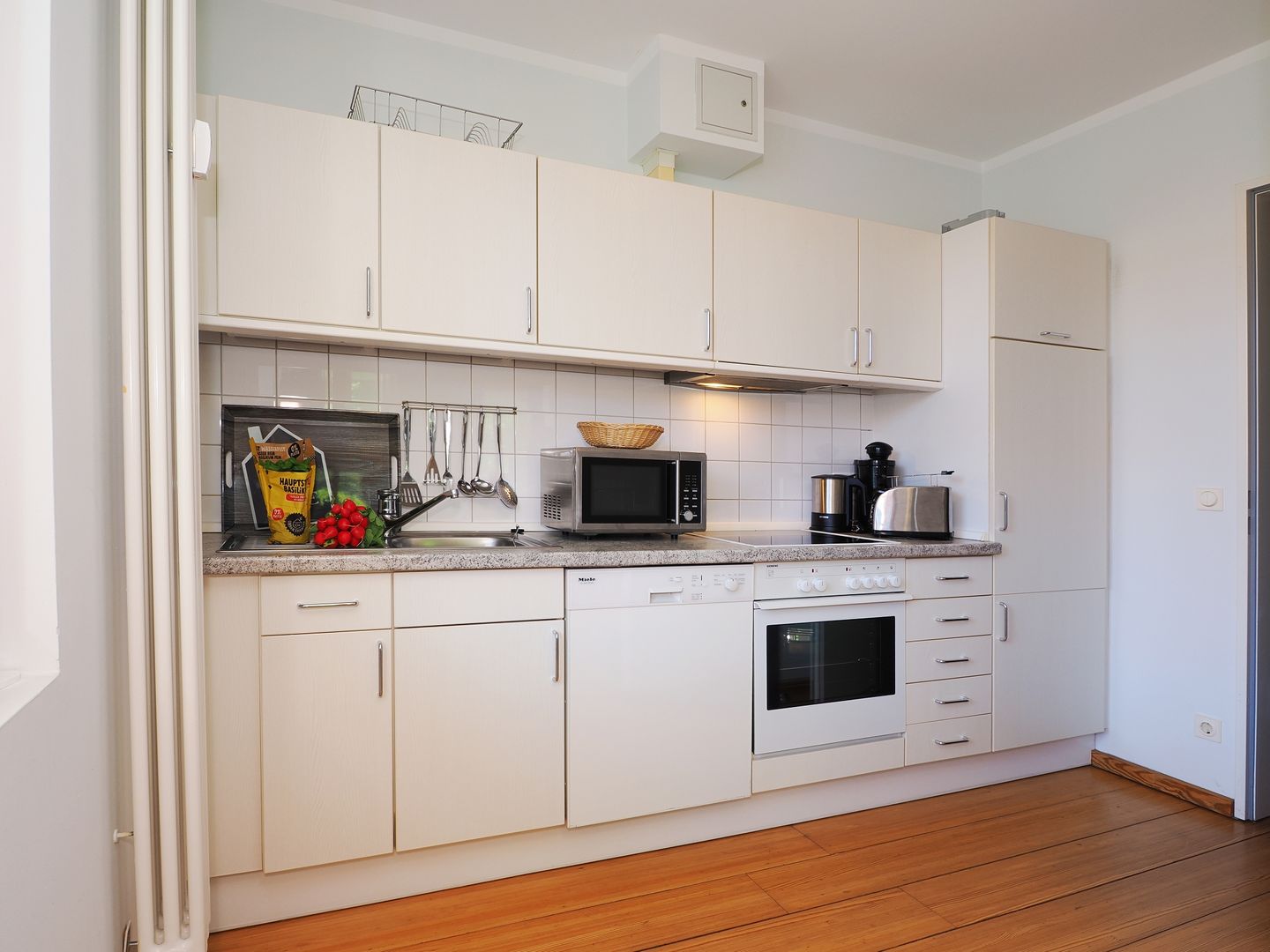 Kaiservillen Heringsdorf Ferienwohnung mit 1 Schlafzimmer und Balkon (D132) Insel Usedom - Küche / Küchenzeile