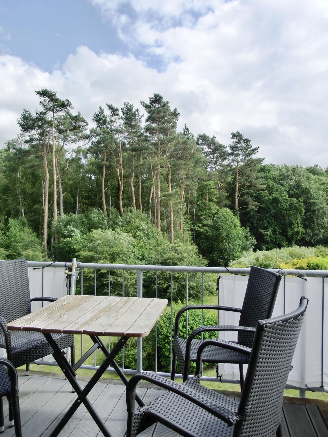  Ferienwohnung KWE 2 OG Graal-Müritz Küstenwald - Balkon