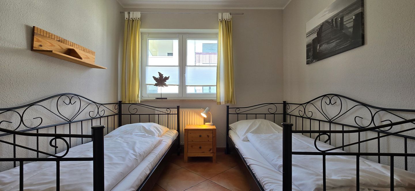  Ferienwohnung LFR13 Graal-Müritz - Schlafzimmer