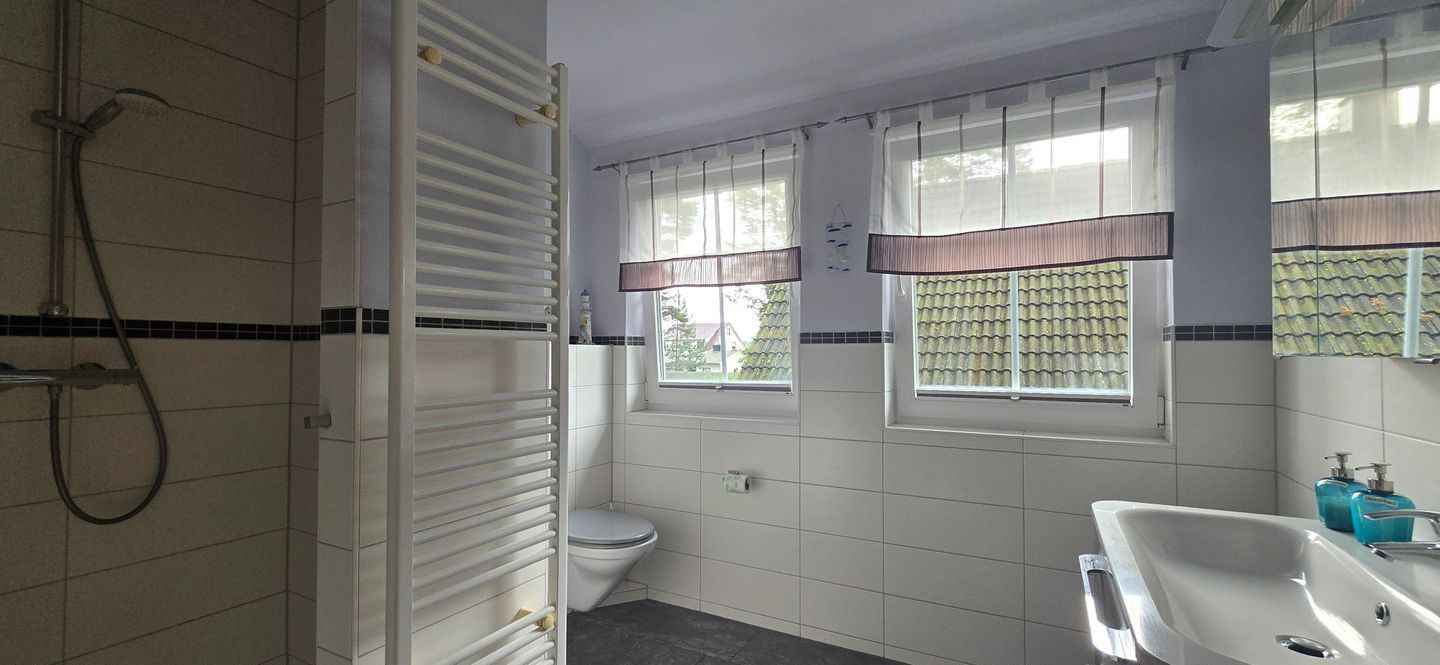  Ferienhaus FH8 Graal-Müritz - Badezimmer