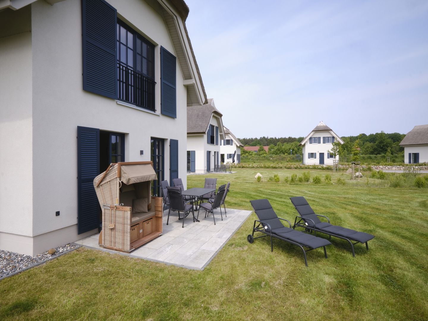 Superior Reetdachvilla mit 2 Schlafzimmern (F16) - Terrasse