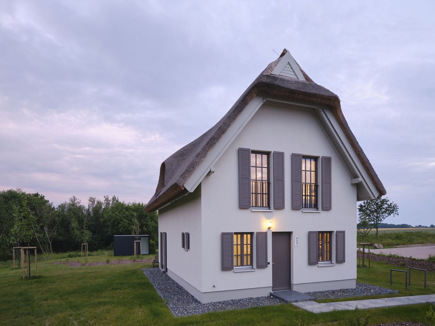 Luxus Reetdachvilla mit 3 Schlafzimmern, Sauna und Kamin (H07) - Hauptansicht