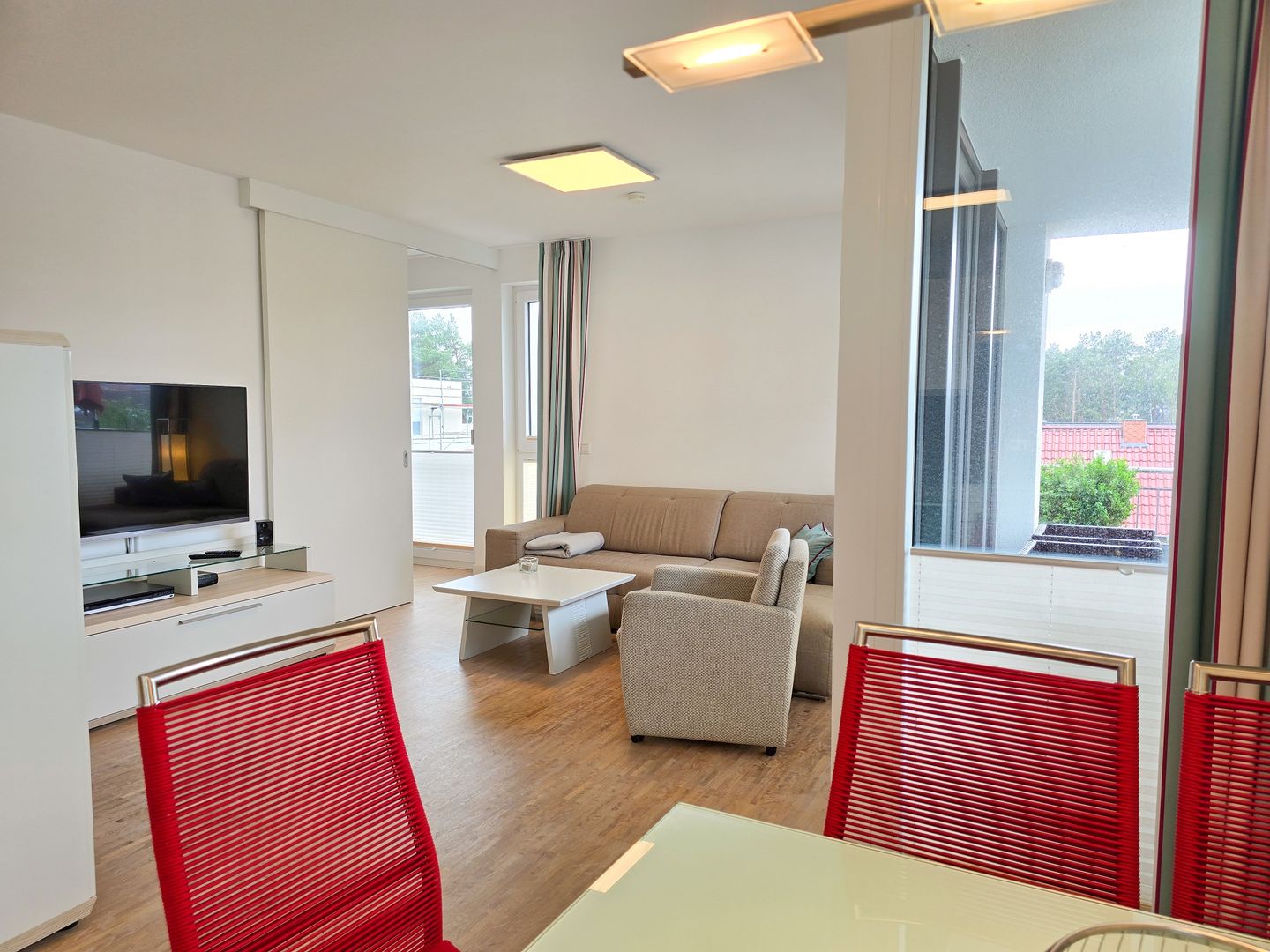 Strandvillen Binz Ferienwohnung mit 1 Schlafzimmer und Balkon (DR/421) Insel Rügen - Wohnzimmer