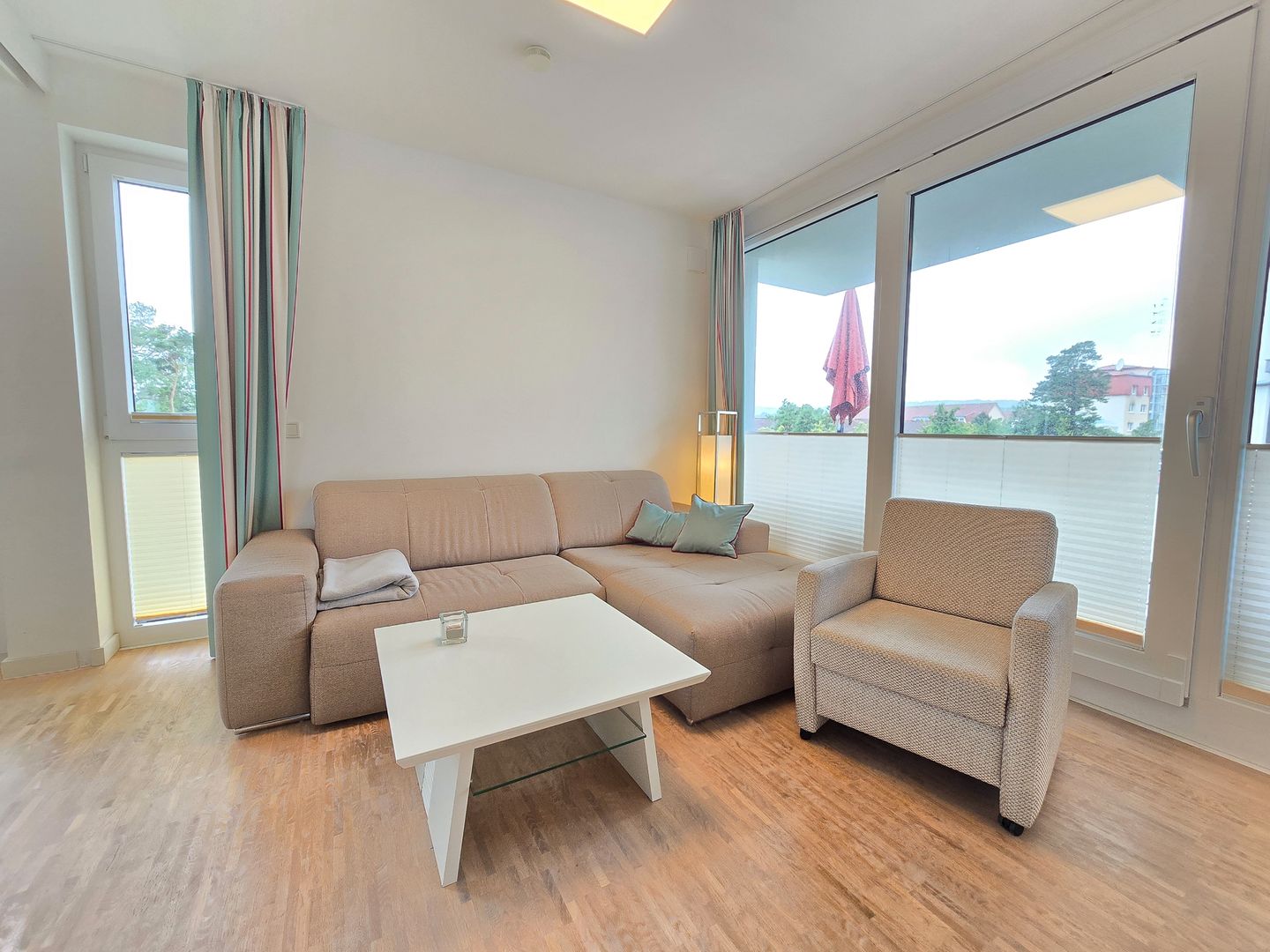 Strandvillen Binz Ferienwohnung mit 1 Schlafzimmer und Balkon (DR/421) Insel Rügen - Wohnzimmer