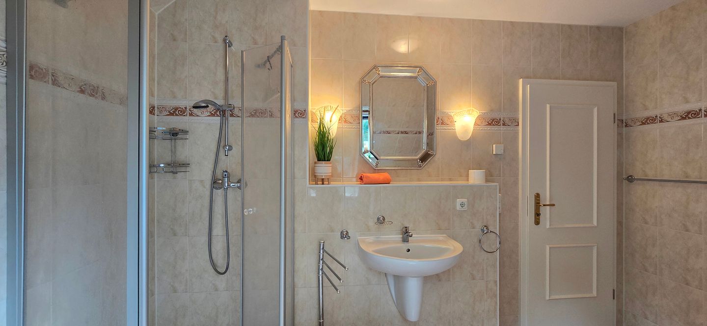  Ferienwohnung KL33 Graal-Müritz - Badezimmer