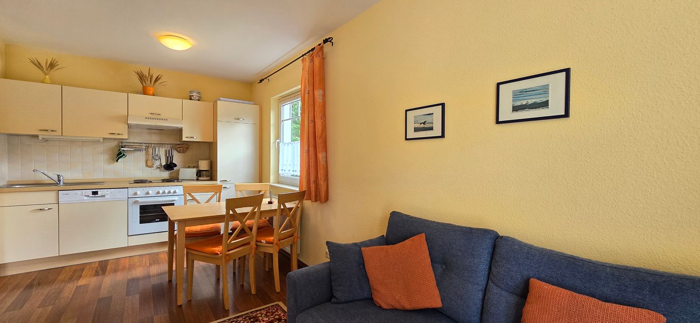  Ferienwohnung H16 "Strandkorb" Graal-Müritz - Wohnzimmer