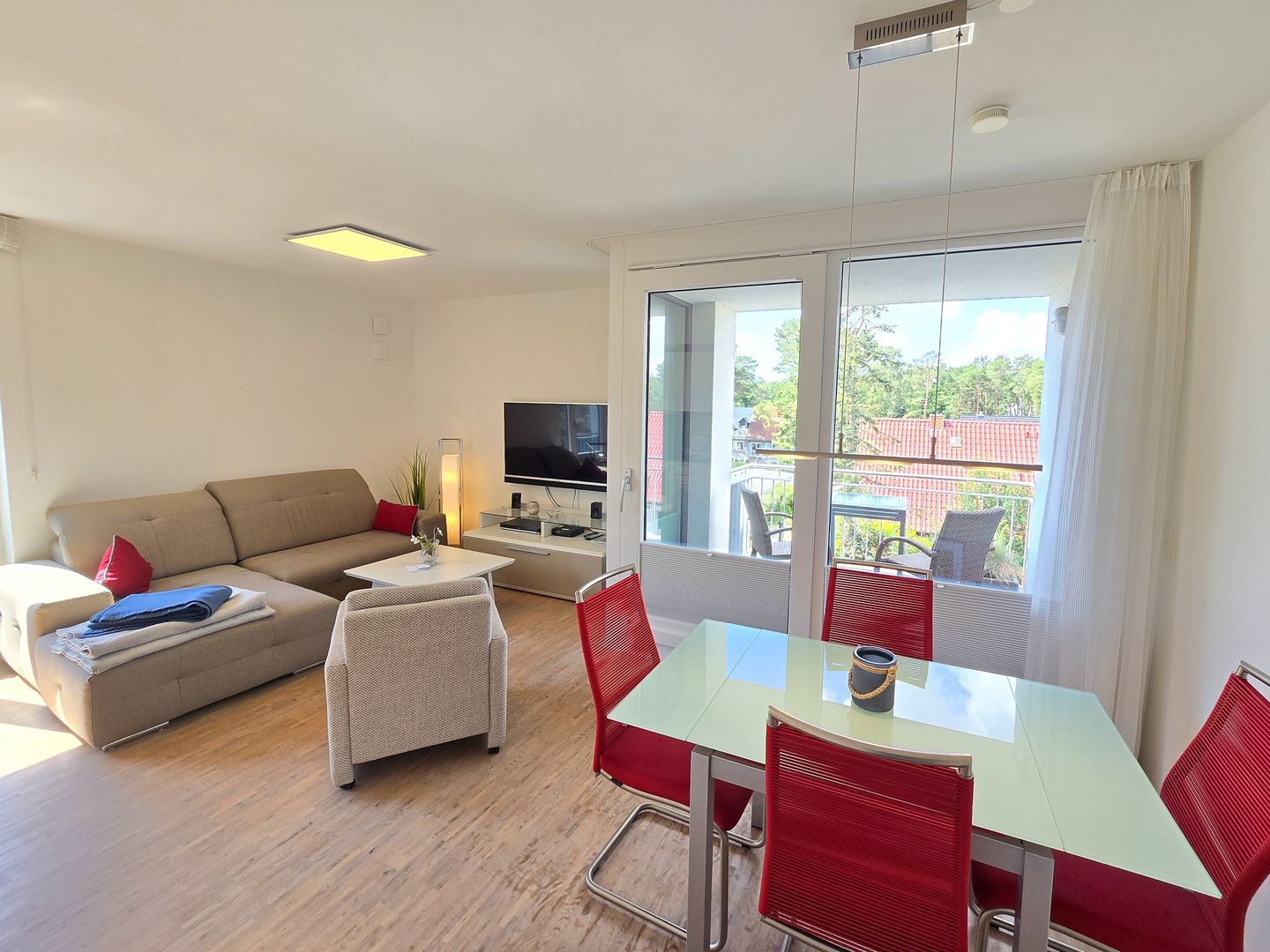 Strandvillen Binz Ferienwohnung mit 1 Schlafzimmer und Balkon (DR/422) Insel Rügen - Wohnzimmer