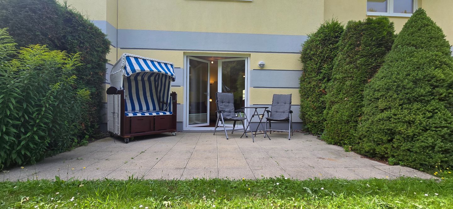  Ferienwohnung KWE 17EG Graal-Müritz Küstenwald - Terrasse