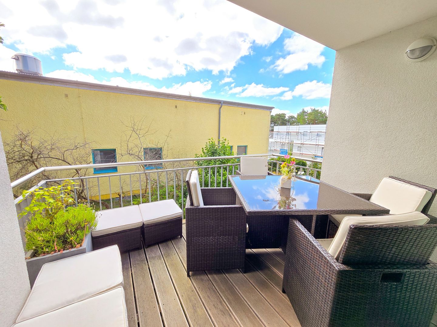 Strandvillen Binz Ferienwohnung mit 1 Schlafzimmer, Kamin und Balkon (DR/423) Insel Rügen - Balkon