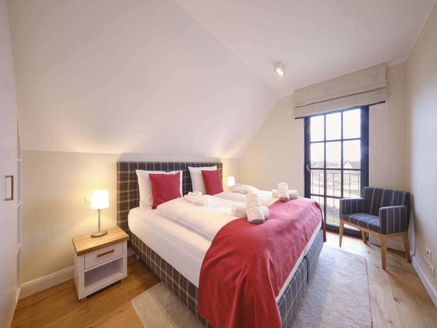 LuxusPlus Reetdachvilla mit 4 Schlafzimmern, Sauna und Kamin (G08) - Schlafzimmer