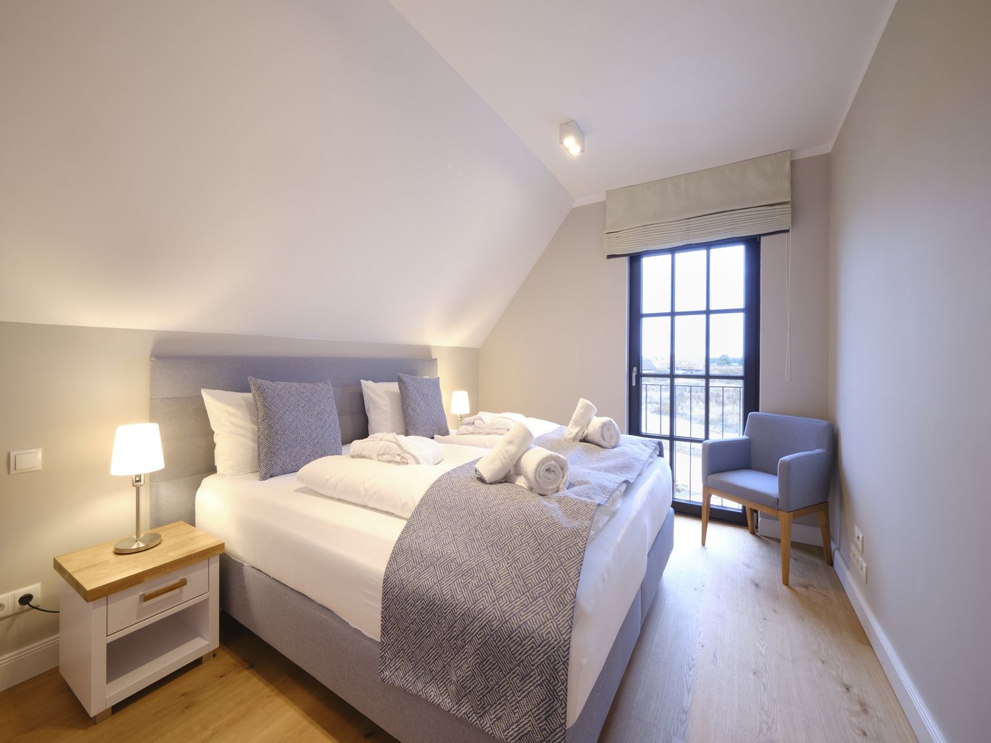 LuxusPlus Reetdachvilla mit 4 Schlafzimmern, Sauna und Kamin (G09) - Schlafzimmer