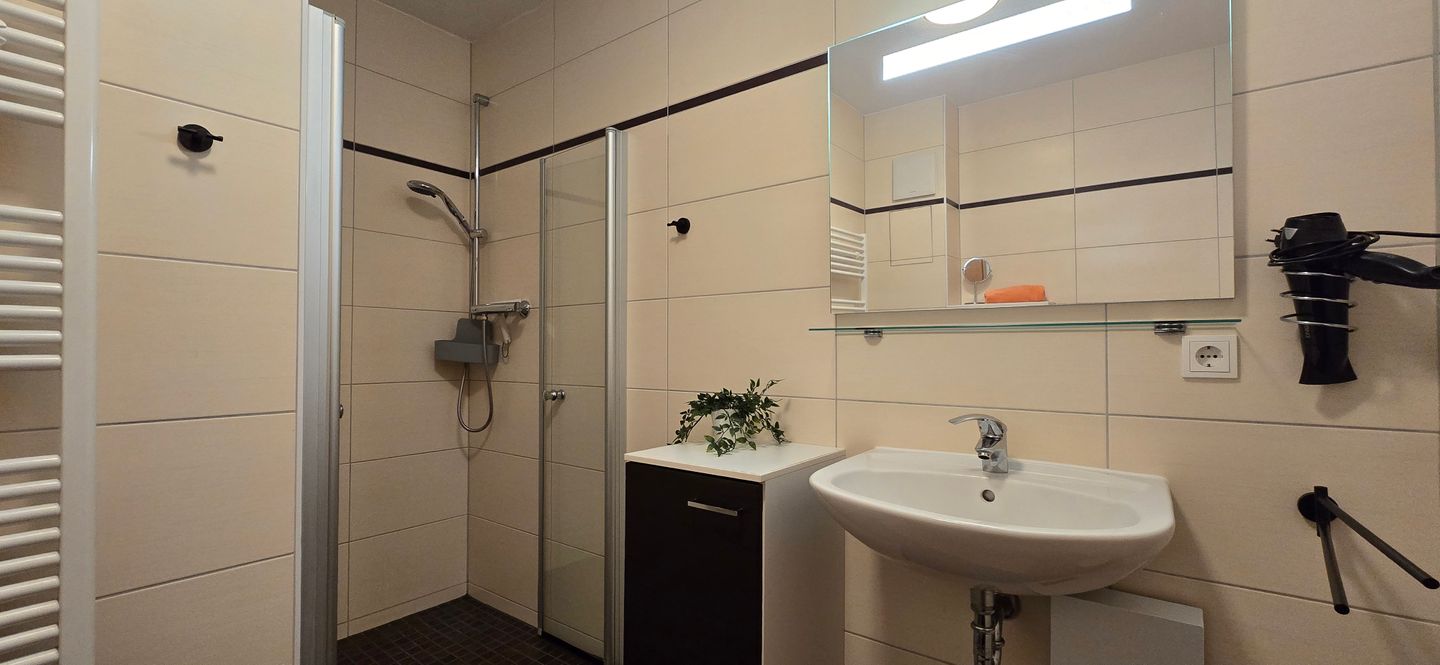  Ferienwohnung LFR8 Graal-Müritz - Badezimmer