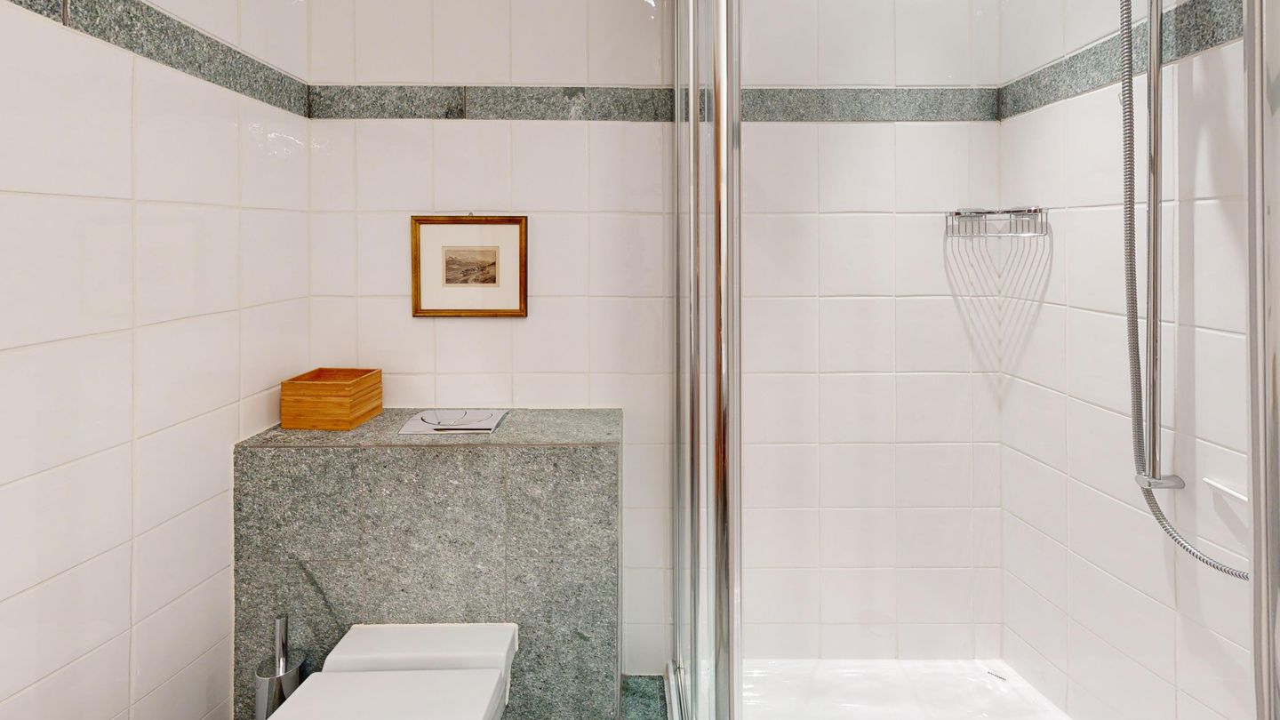 Picture 17 Picture 17