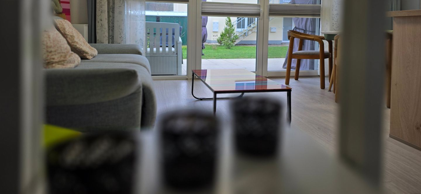  Ferienwohnung KWU 4 EG - "Schatulle" Graal-Müritz Küstenwald - Wohnzimmer