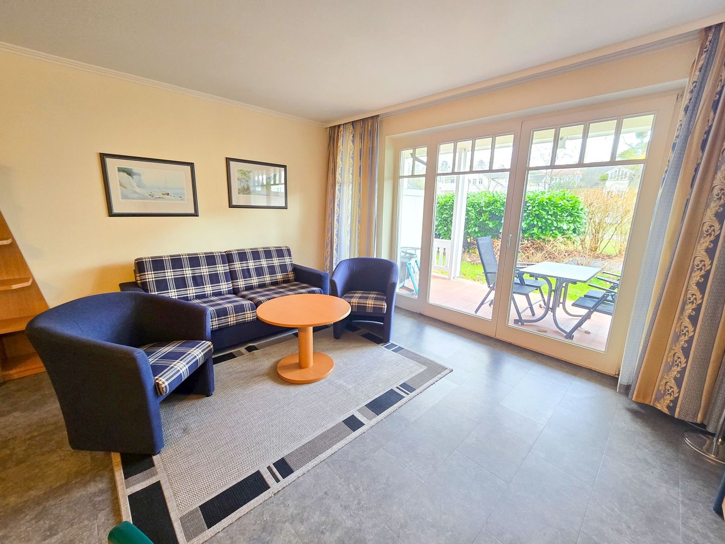 Dünenpark Binz Komfort Ferienwohnung mit 1 Schlafzimmer und Terrasse im Erdgeschoss (175) Insel Rügen - Wohnzimmer
