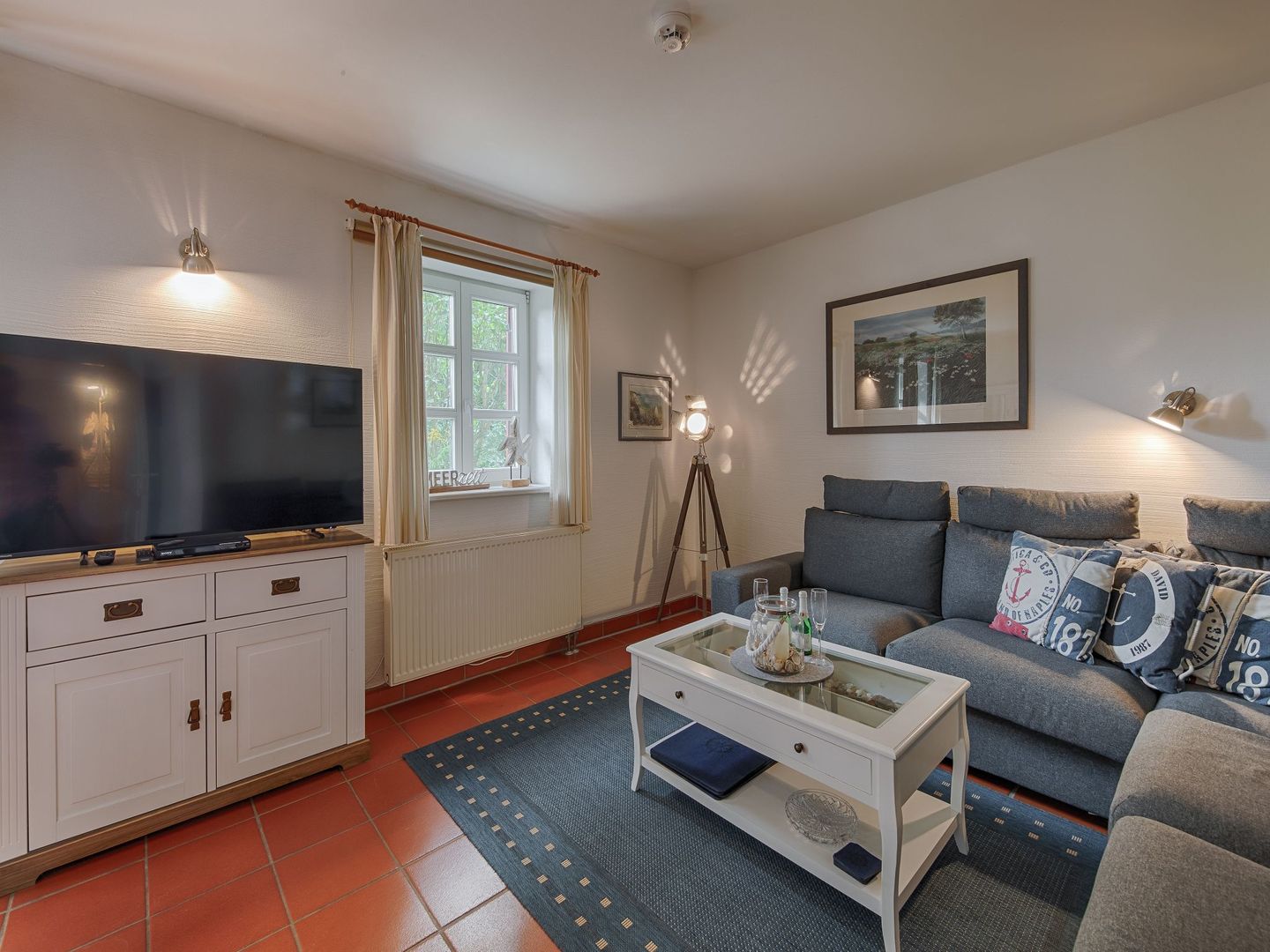 Feriendorf Rugana Komfortplus Ferienwohnung mit 1 Schlafzimmer und Terrasse (B62) Insel Rügen - Wohnzimmer