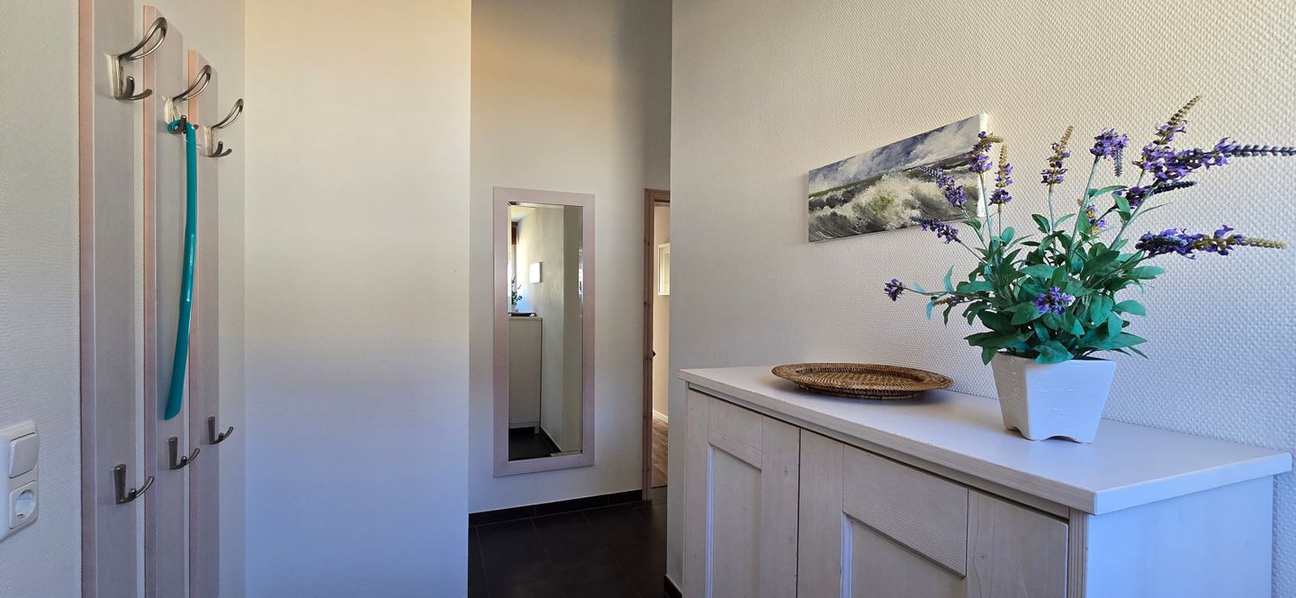  Ferienwohnung W18.3.S Graal-Müritz - Fassade / Eingang