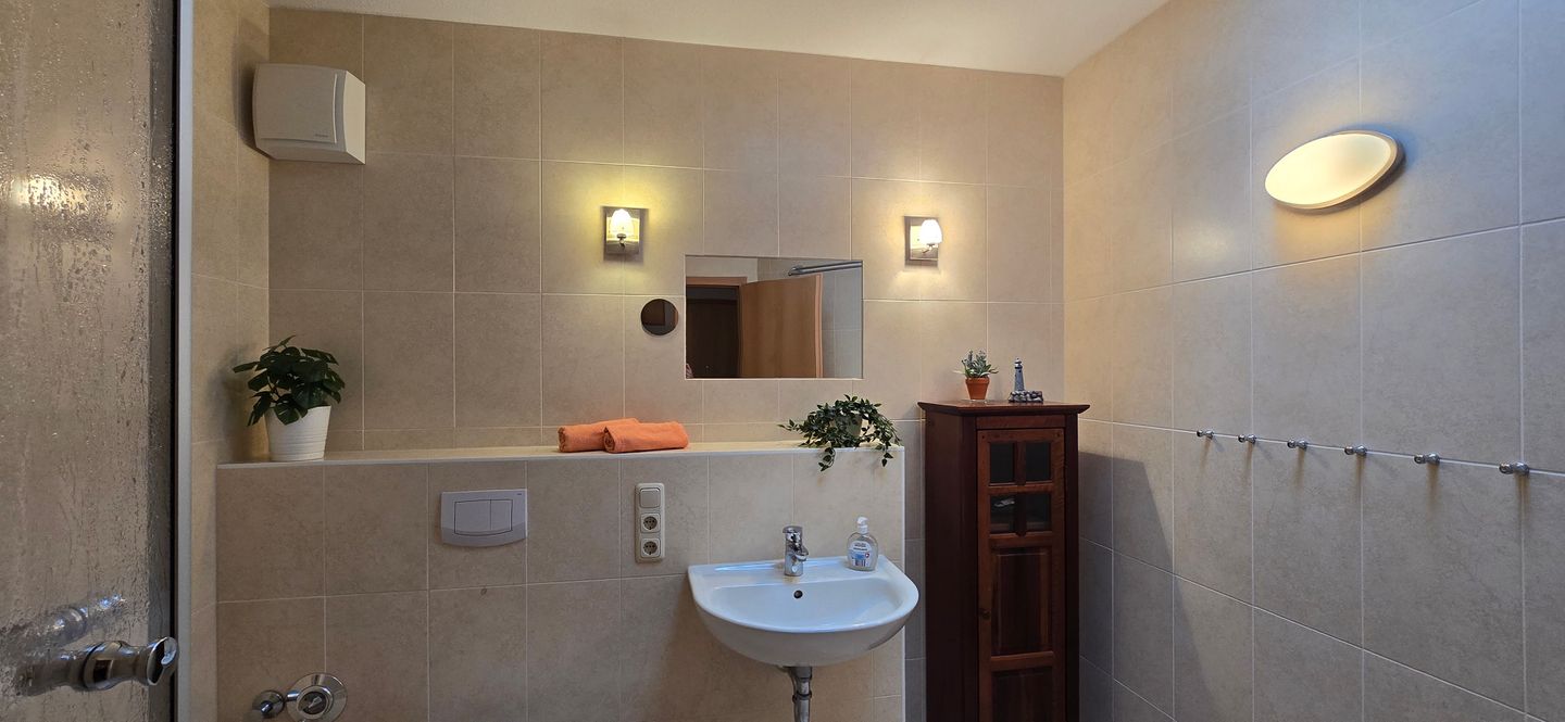  Ferienwohnung T9 Graal-Müritz - Badezimmer