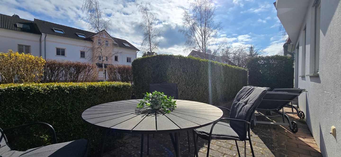  Ferienwohnung E4 Graal-Müritz - Terrasse