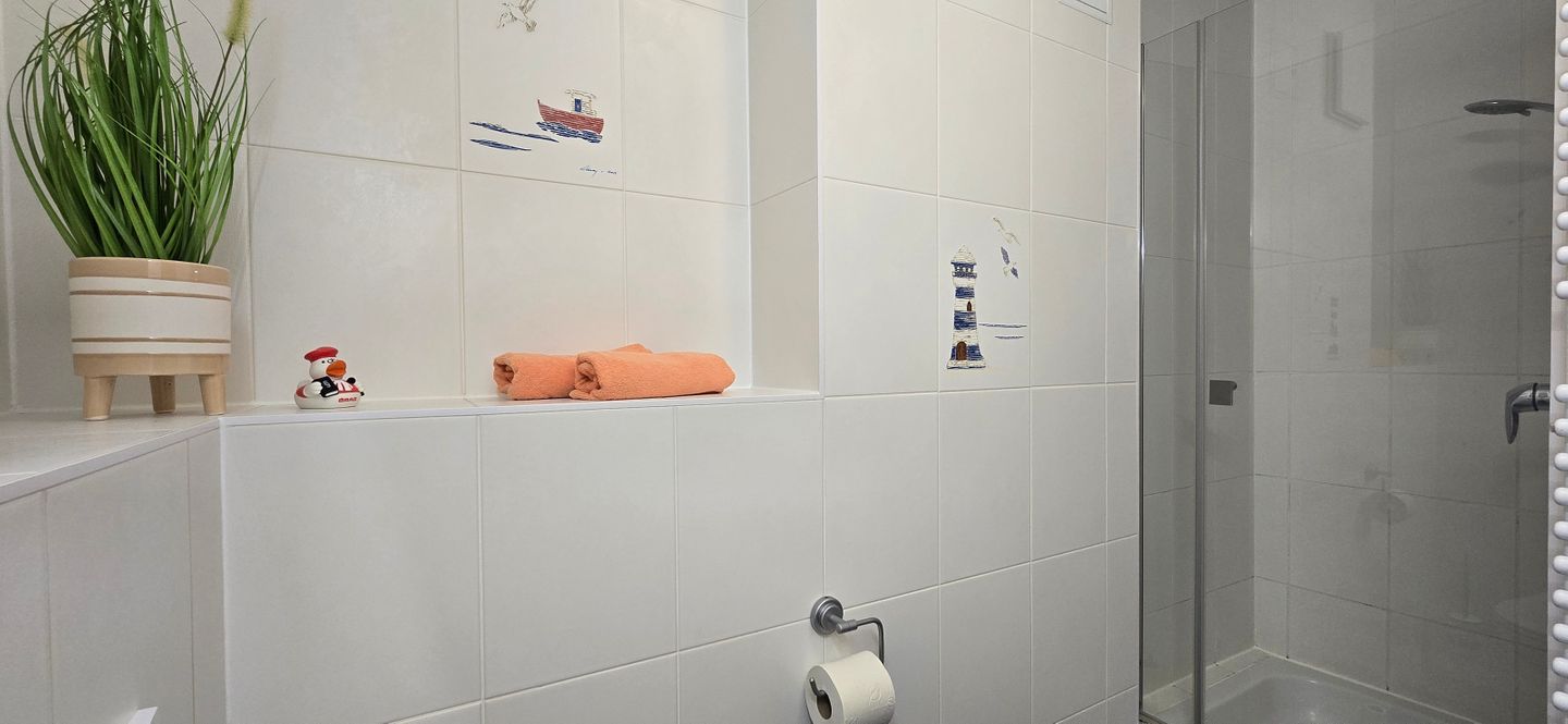  Ferienwohnung E1 Graal-Müritz - Badezimmer