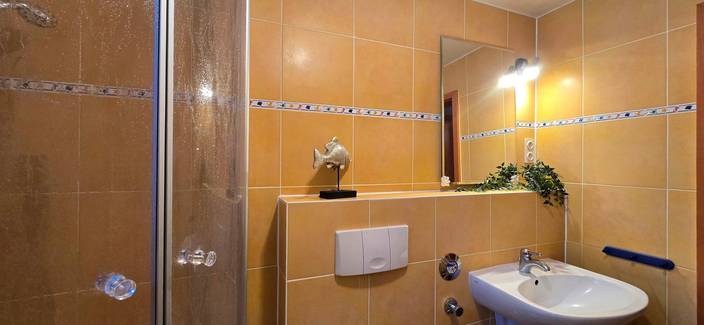  Ferienwohnung R5 Graal-Müritz - Badezimmer