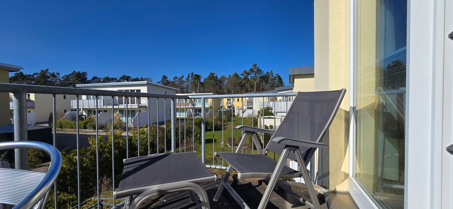  Ferienwohnung KWi 66 OG "Sanddorn" Graal-Müritz Küstenwald - Balkon