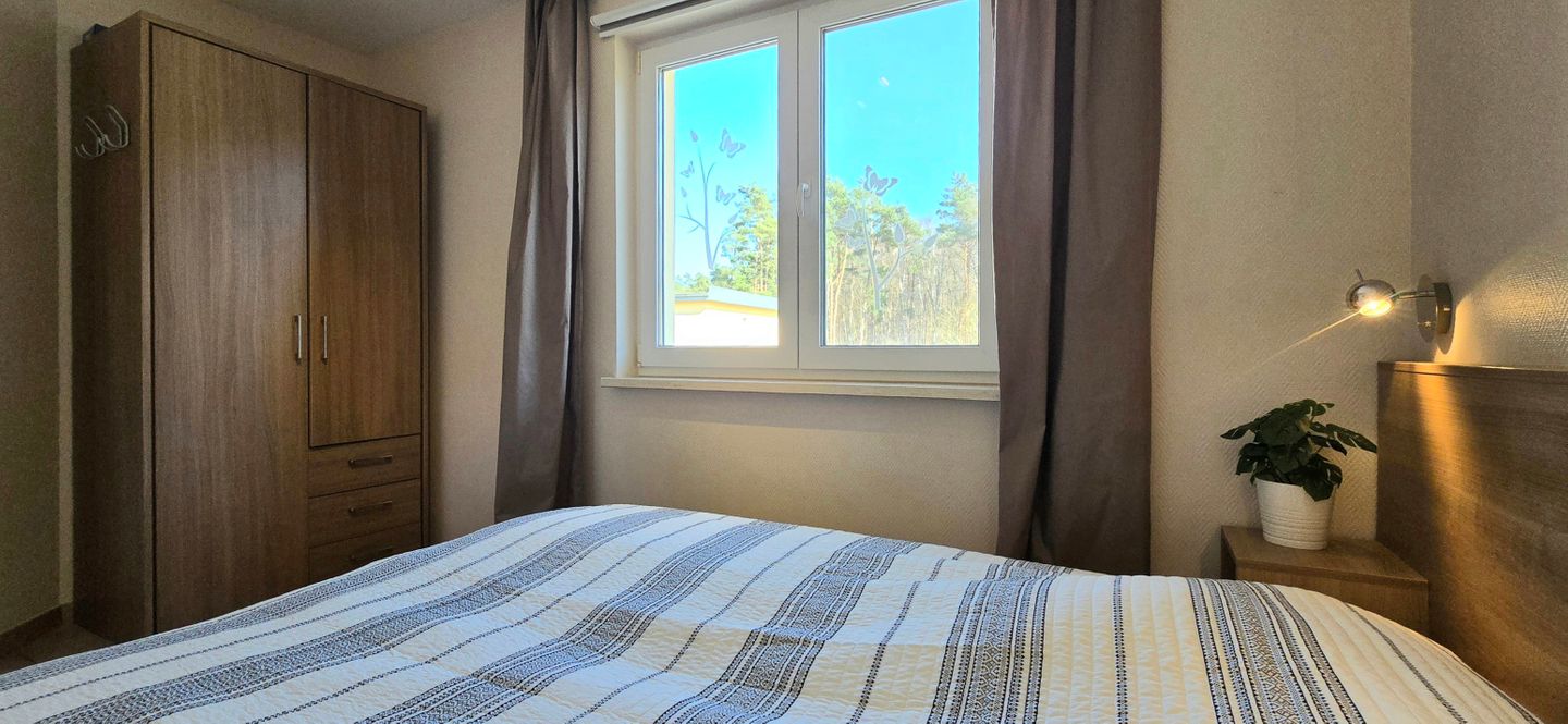  Ferienwohnung KWi 66 OG "Sanddorn" Graal-Müritz Küstenwald - Schlafzimmer